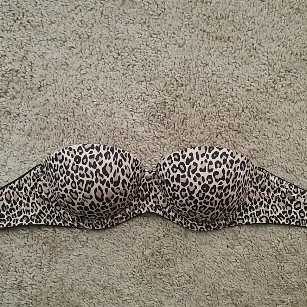 Strapless bra